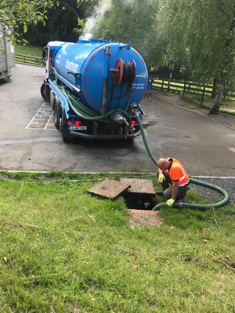 Athgarvan National School - Septic Tank Draining, Bluestream enviromental, www.bluestreamenviromental.ie